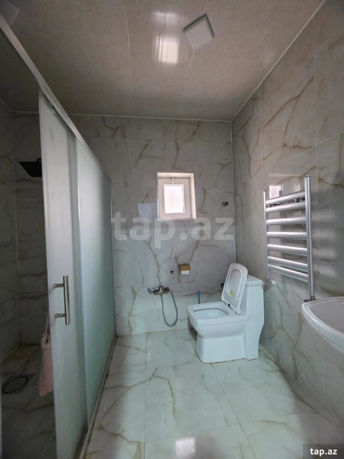 Satılır 4 otaqlı həyət evi