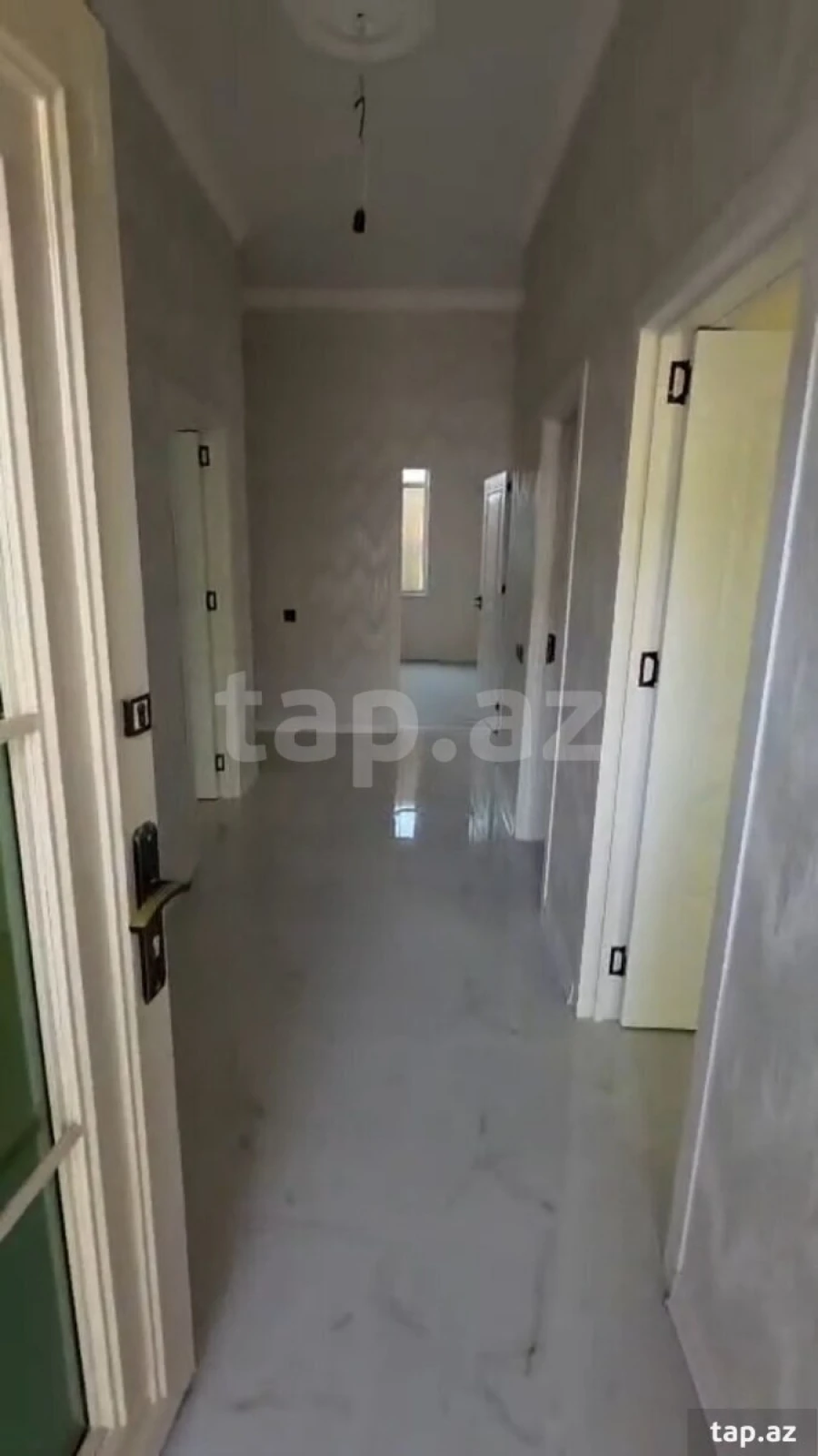 Satılır 4 otaqlı həyət evi