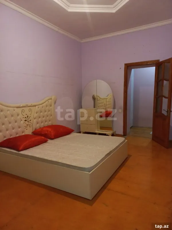 Kirayə verilir 3 otaqlı həyət evi