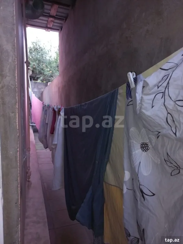 Kirayə verilir 3 otaqlı həyət evi