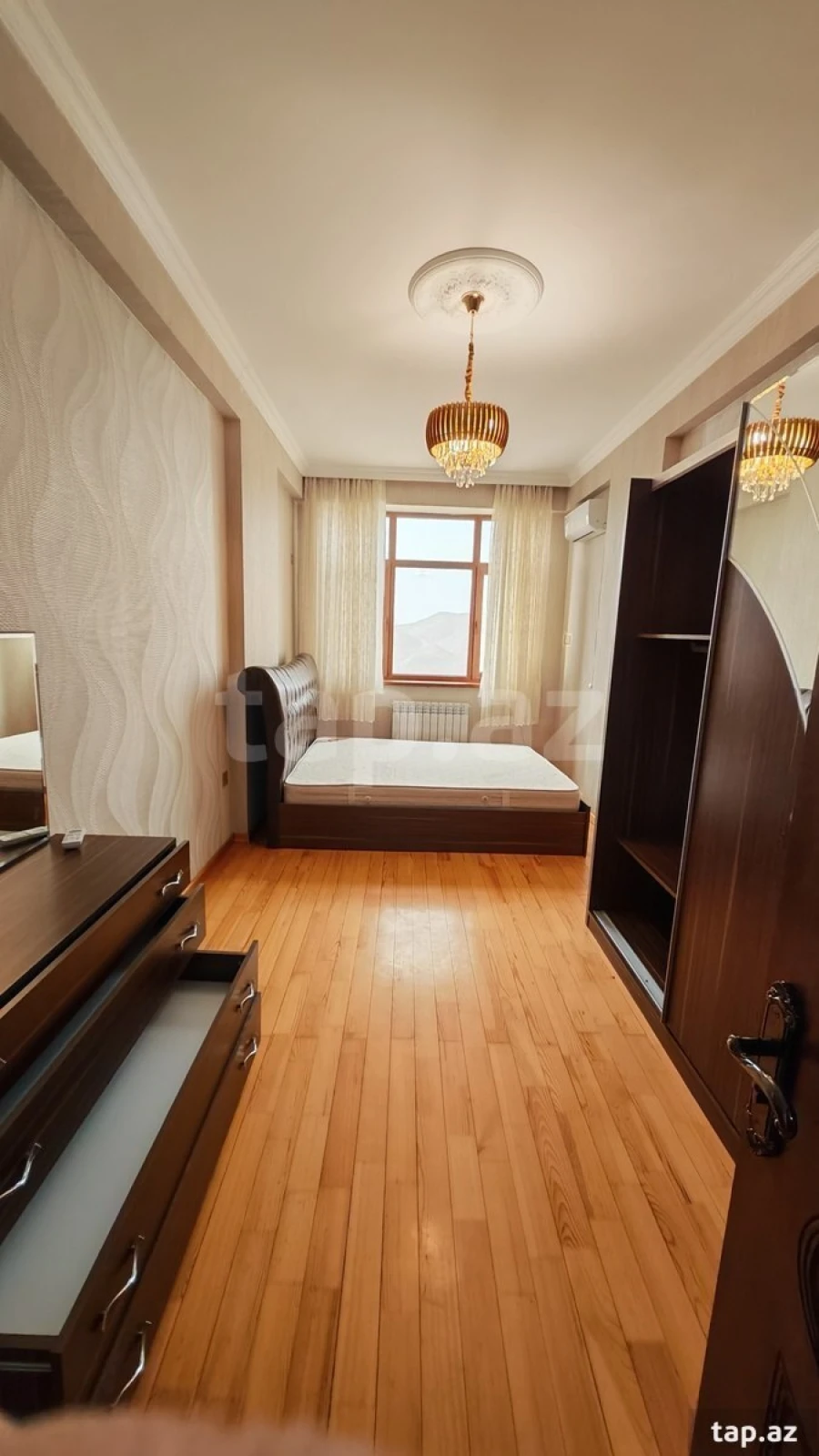 Kirayə verilir 2 otaqlı yeni tikili 90 m²
