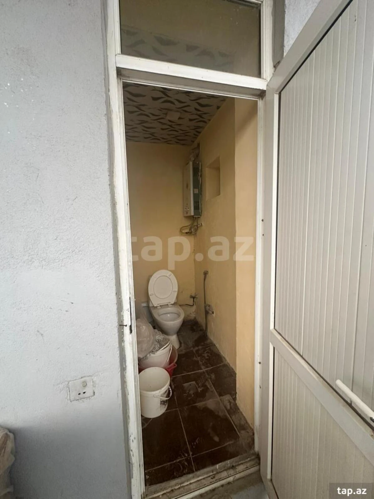 Satılır 4 otaqlı həyət evi