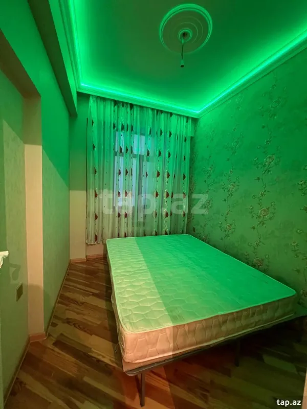 Kirayə verilir 3 otaqlı yeni tikili 95 m²