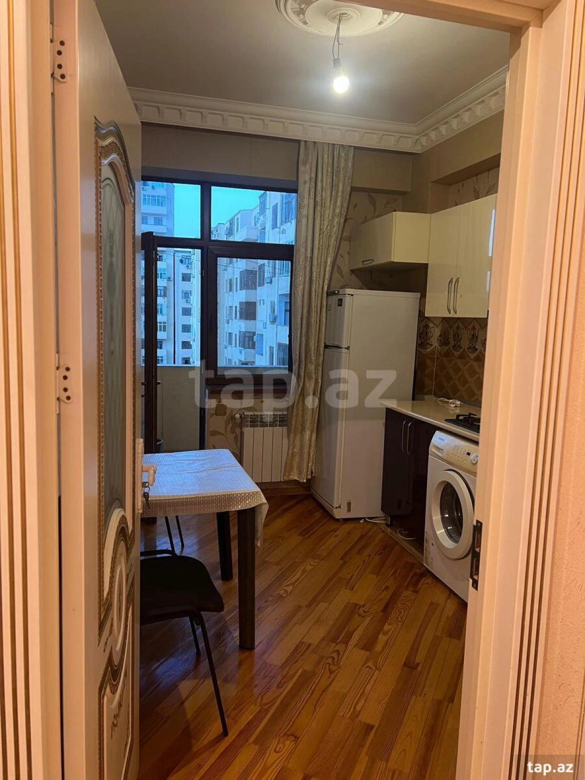 Kirayə verilir 3 otaqlı yeni tikili 95 m²