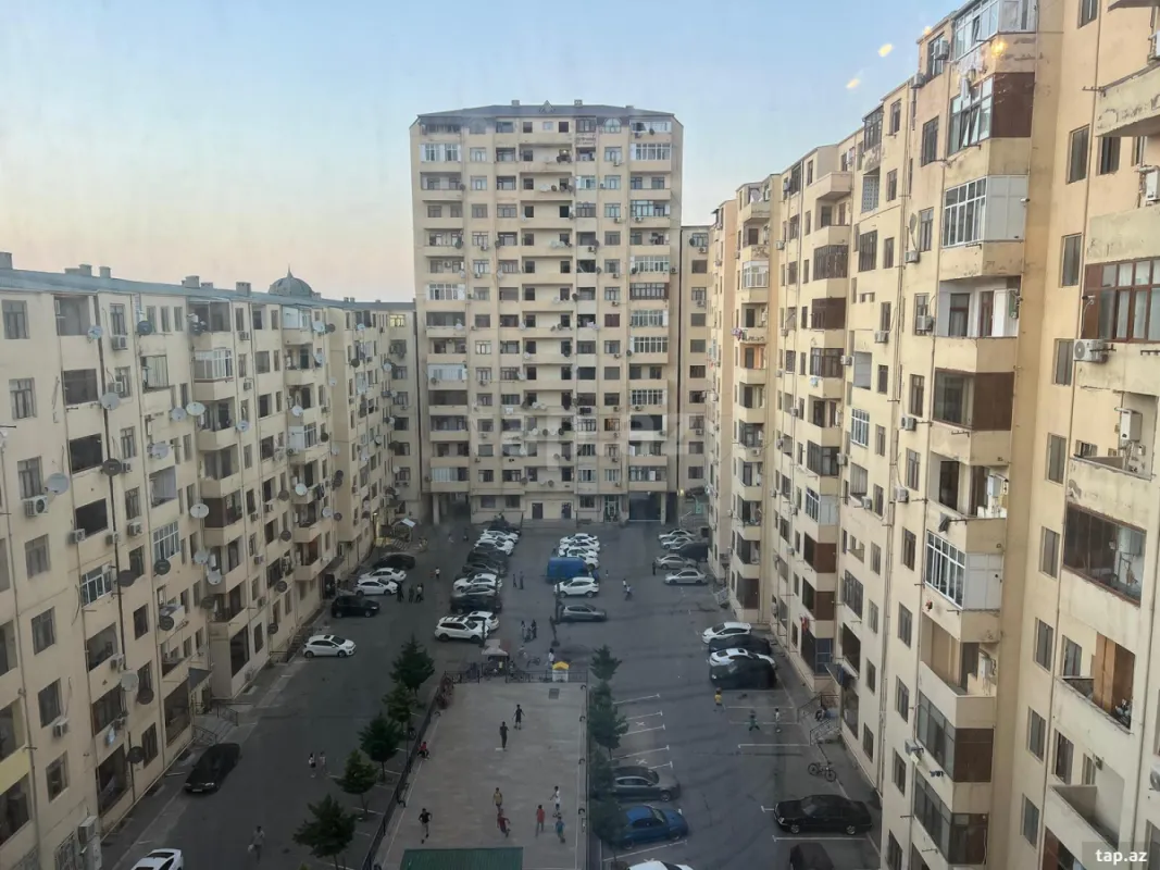 Kirayə verilir 3 otaqlı yeni tikili 95 m²