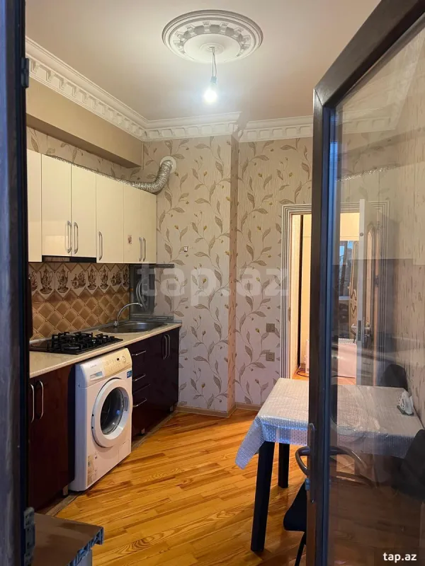 Kirayə verilir 3 otaqlı yeni tikili 95 m²