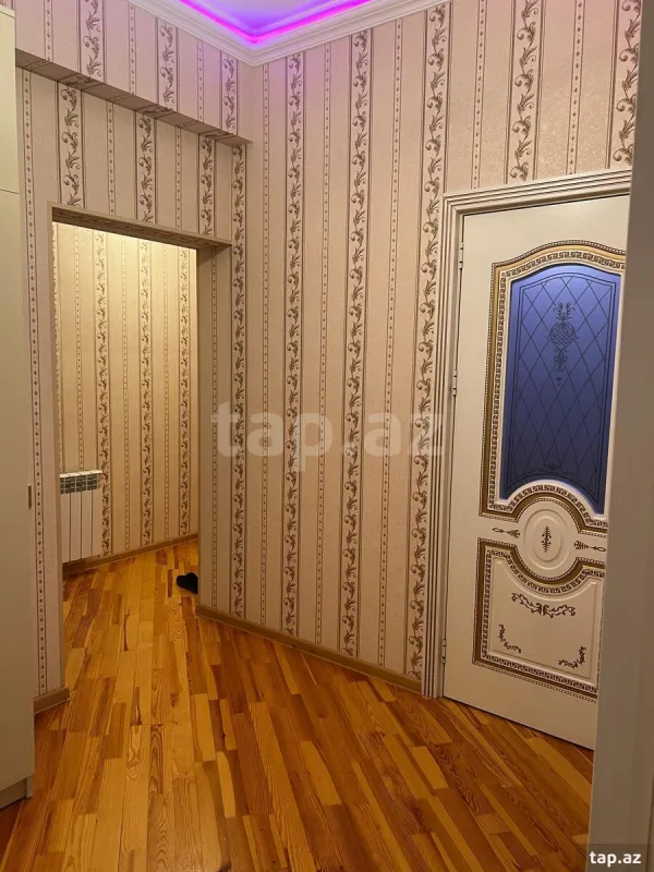 Kirayə verilir 3 otaqlı yeni tikili 95 m²