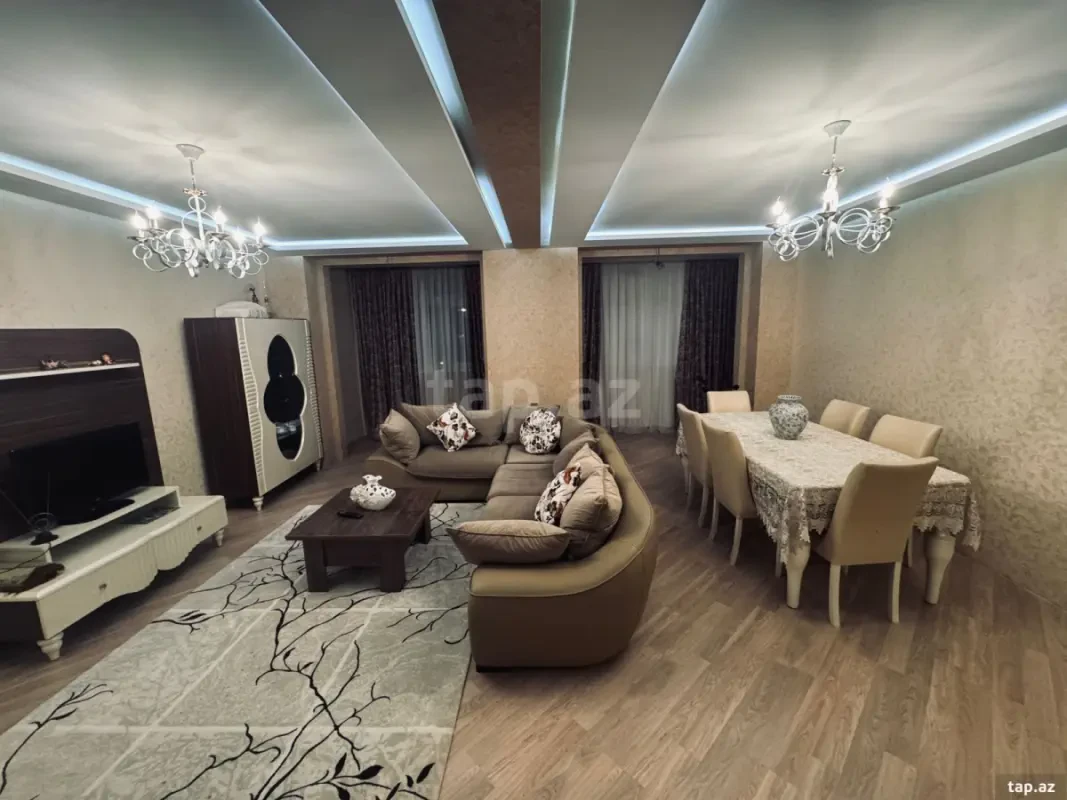 Satılır 5 otaqlı mənzil 131 m²