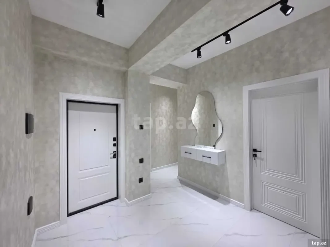 Satılır 3 otaqlı yeni tikili 92 m²