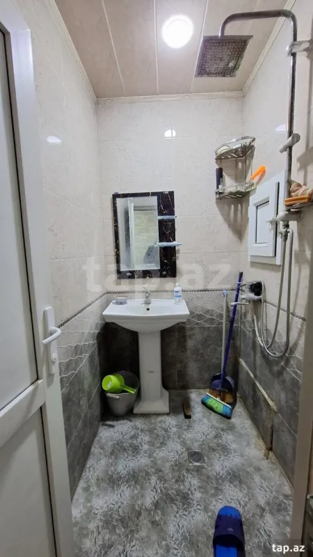 Satılır 2 otaqlı mənzil 50 m²