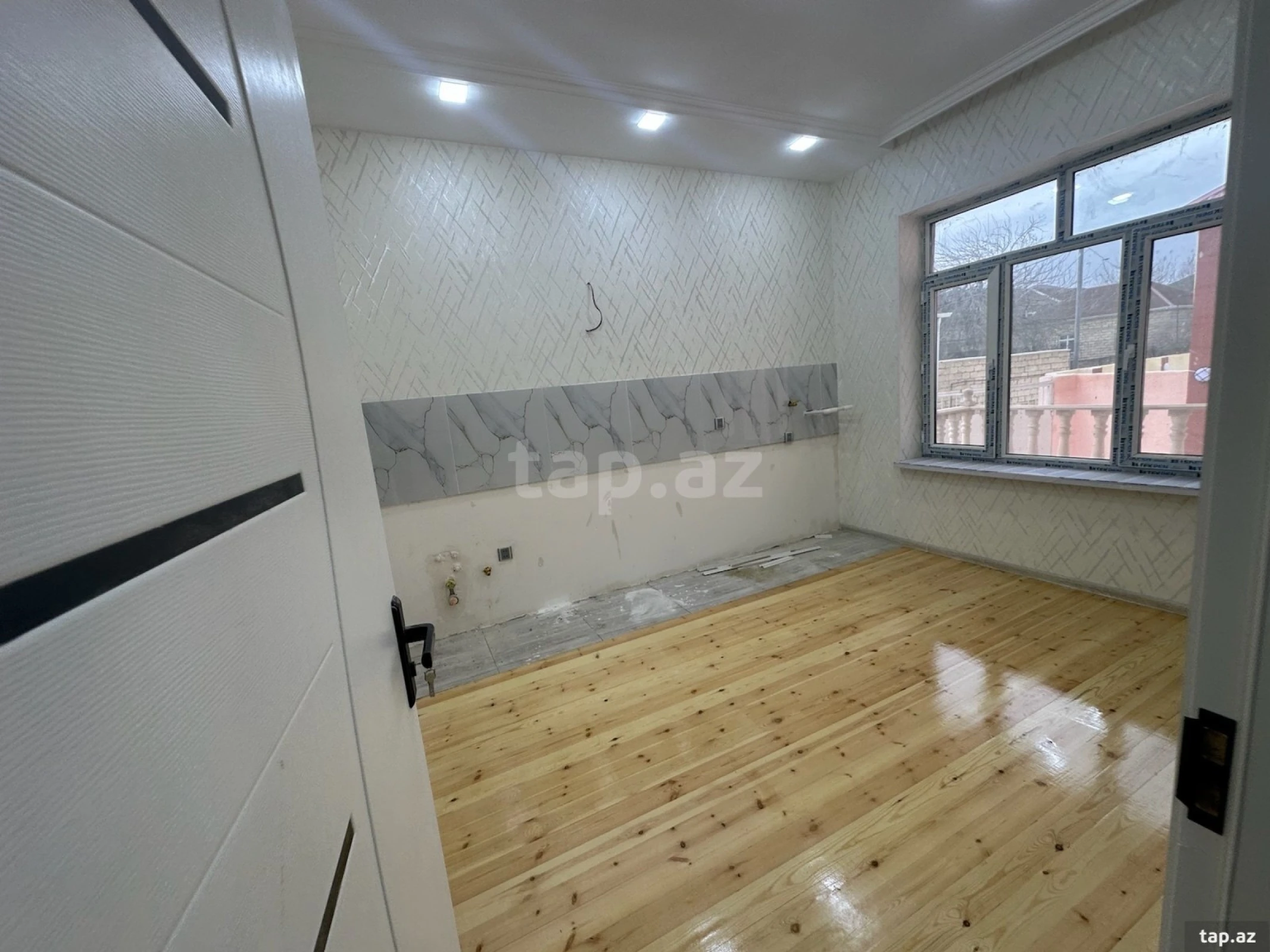 Satılır 4 otaqlı həyət evi 110 m²