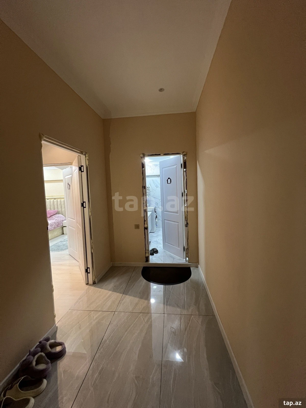 Satılır 2 otaqlı yeni tikili 75 m²