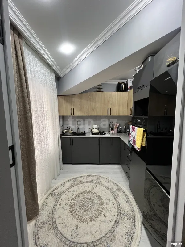 Satılır 2 otaqlı yeni tikili 75 m²