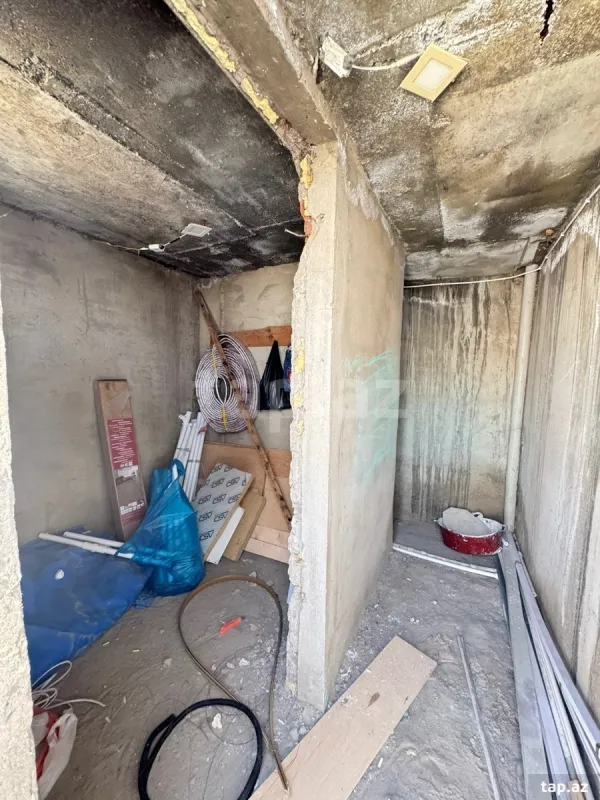 Satılır 4 otaqlı həyət evi