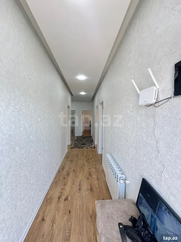 Satılır 4 otaqlı həyət evi