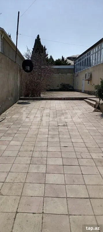 Satılır 5 otaqlı həyət evi
