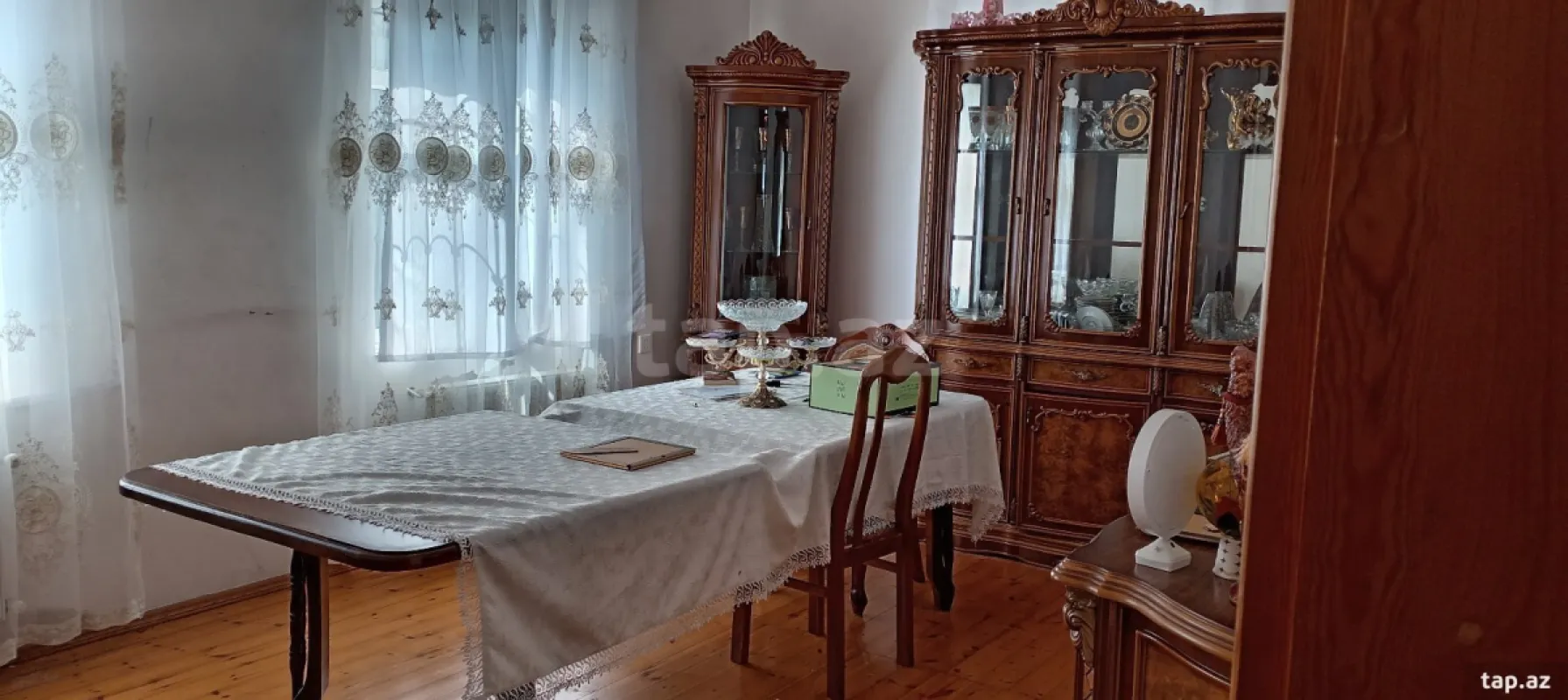 Satılır 5 otaqlı həyət evi