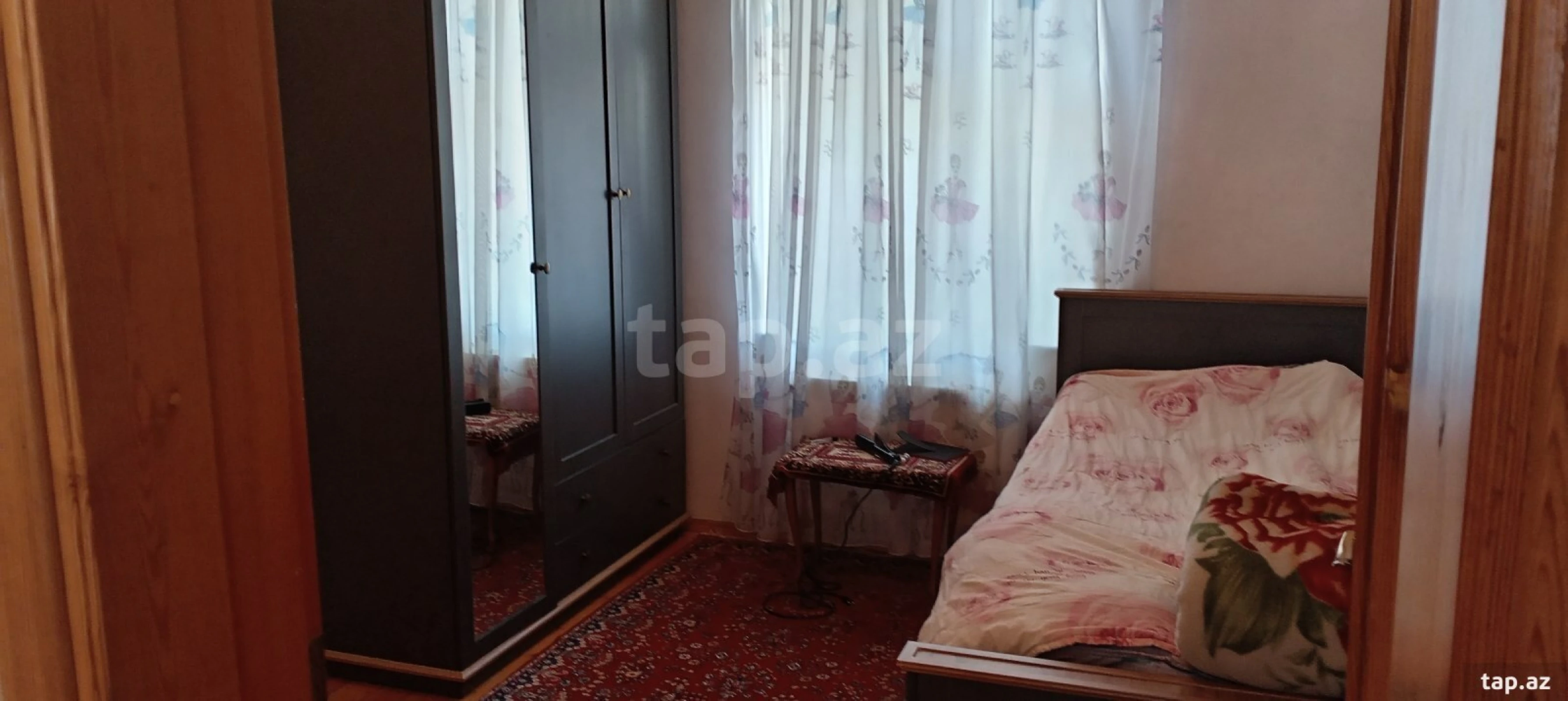 Satılır 5 otaqlı həyət evi