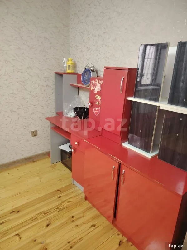 Kirayə verilir 3 otaqlı həyət evi