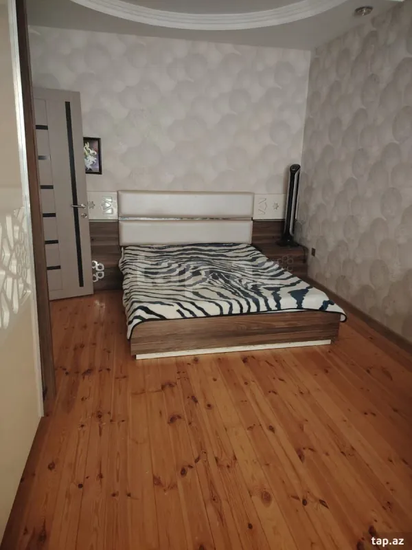 Kirayə verilir 3 otaqlı həyət evi