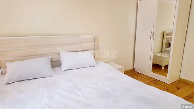 Kirayə verilir 5 otaqlı həyət evi