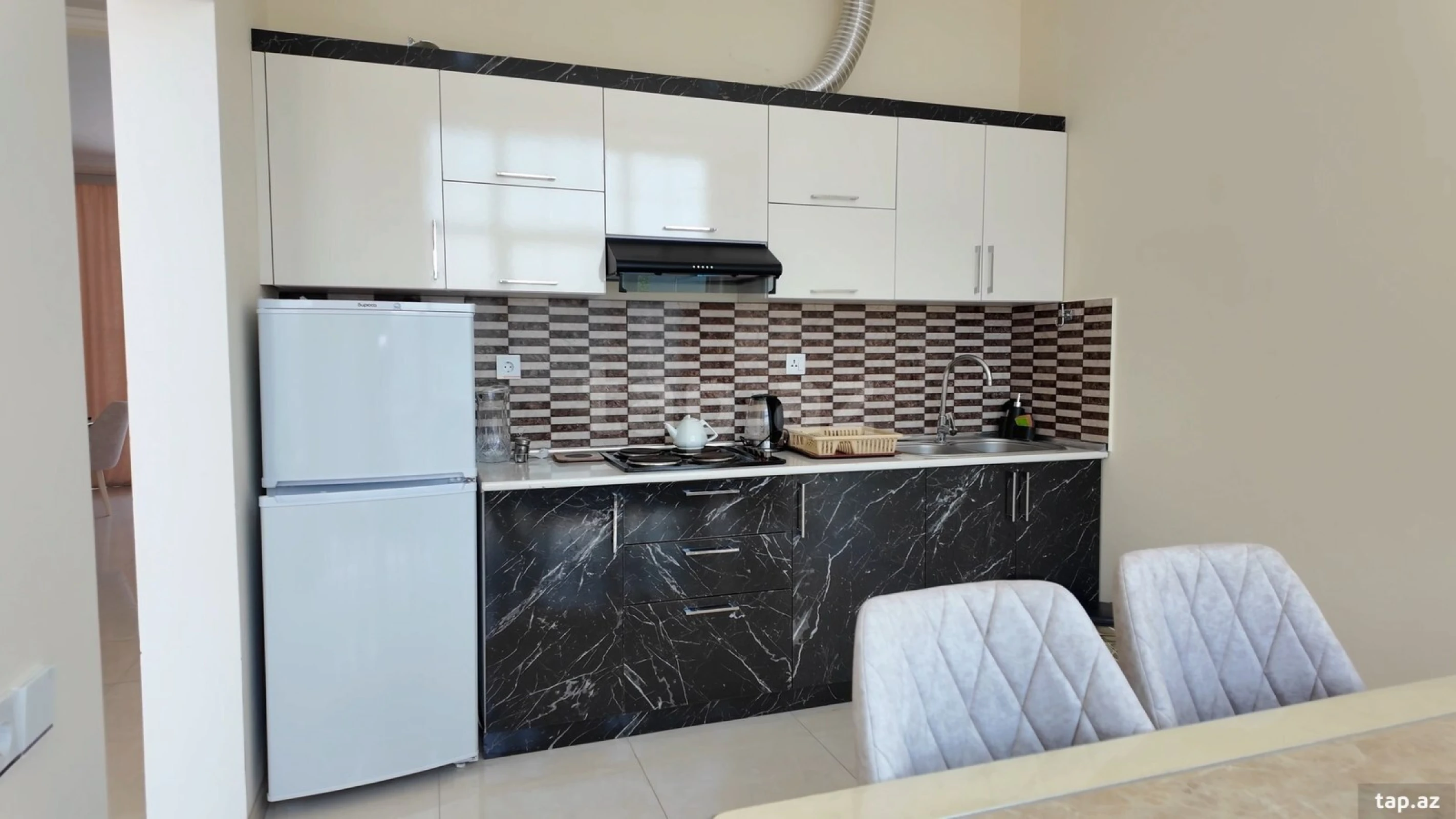 Kirayə verilir 5 otaqlı həyət evi