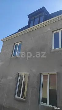 Satılır 6 otaqlı həyət evi
