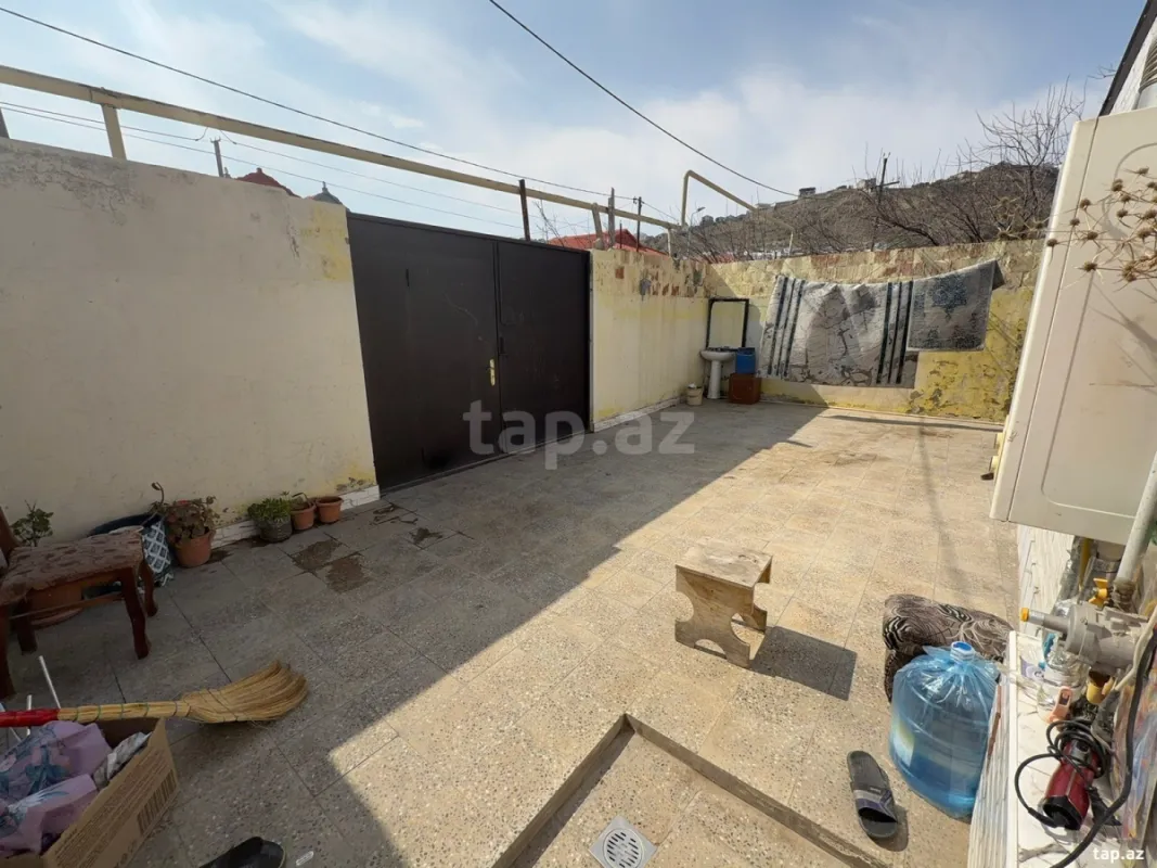 Satılır 3 otaqlı həyət evi