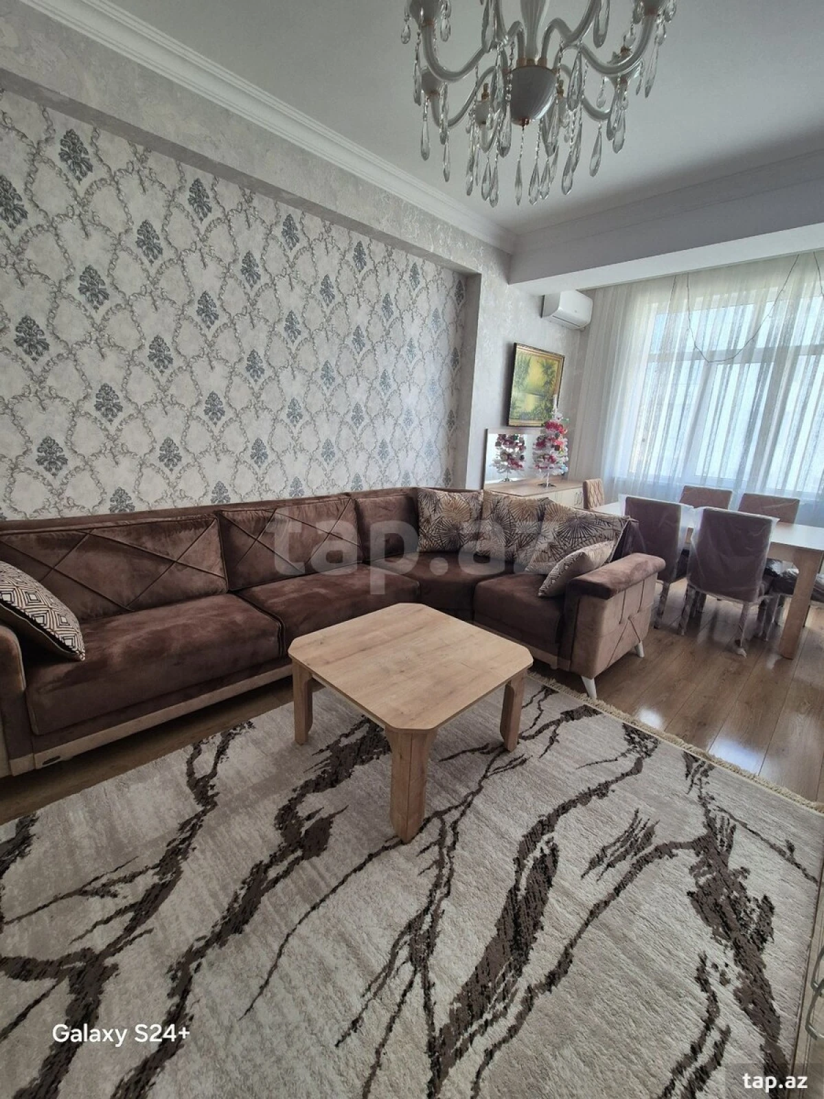 Kirayə verilir 2 otaqlı yeni tikili 85 m²