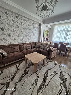 Kirayə verilir 2 otaqlı yeni tikili 85 m²