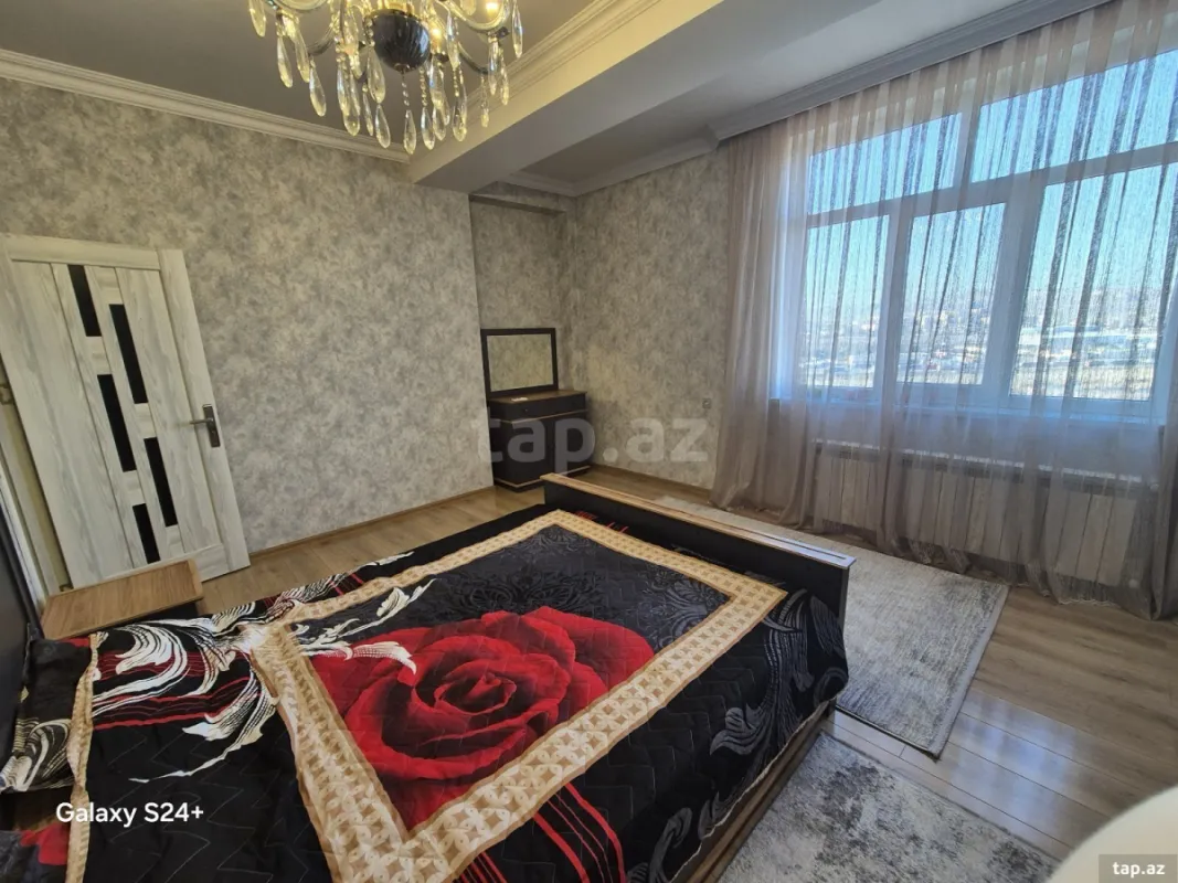 Kirayə verilir 2 otaqlı yeni tikili 85 m²