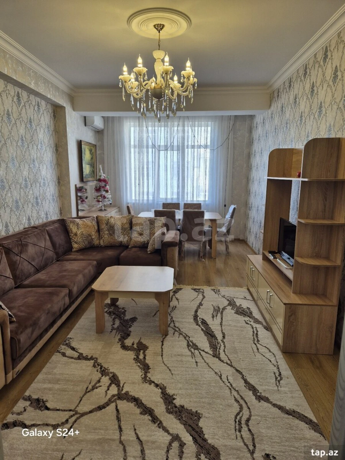 Kirayə verilir 2 otaqlı yeni tikili 85 m²
