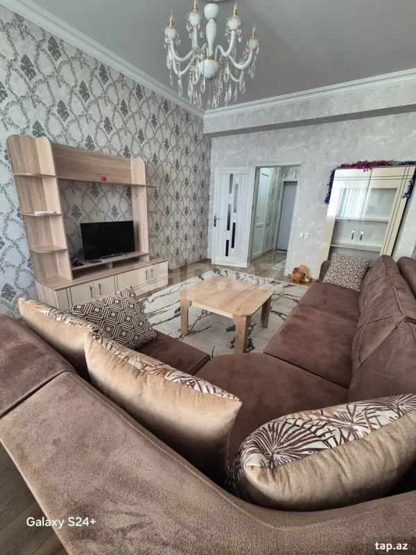 Kirayə verilir 2 otaqlı yeni tikili 85 m²