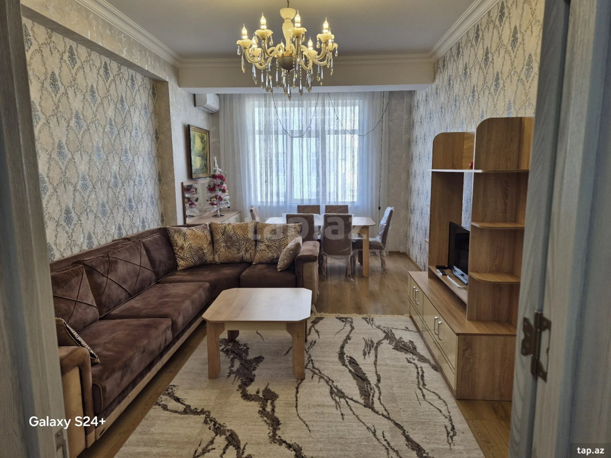 Kirayə verilir 2 otaqlı yeni tikili 85 m²