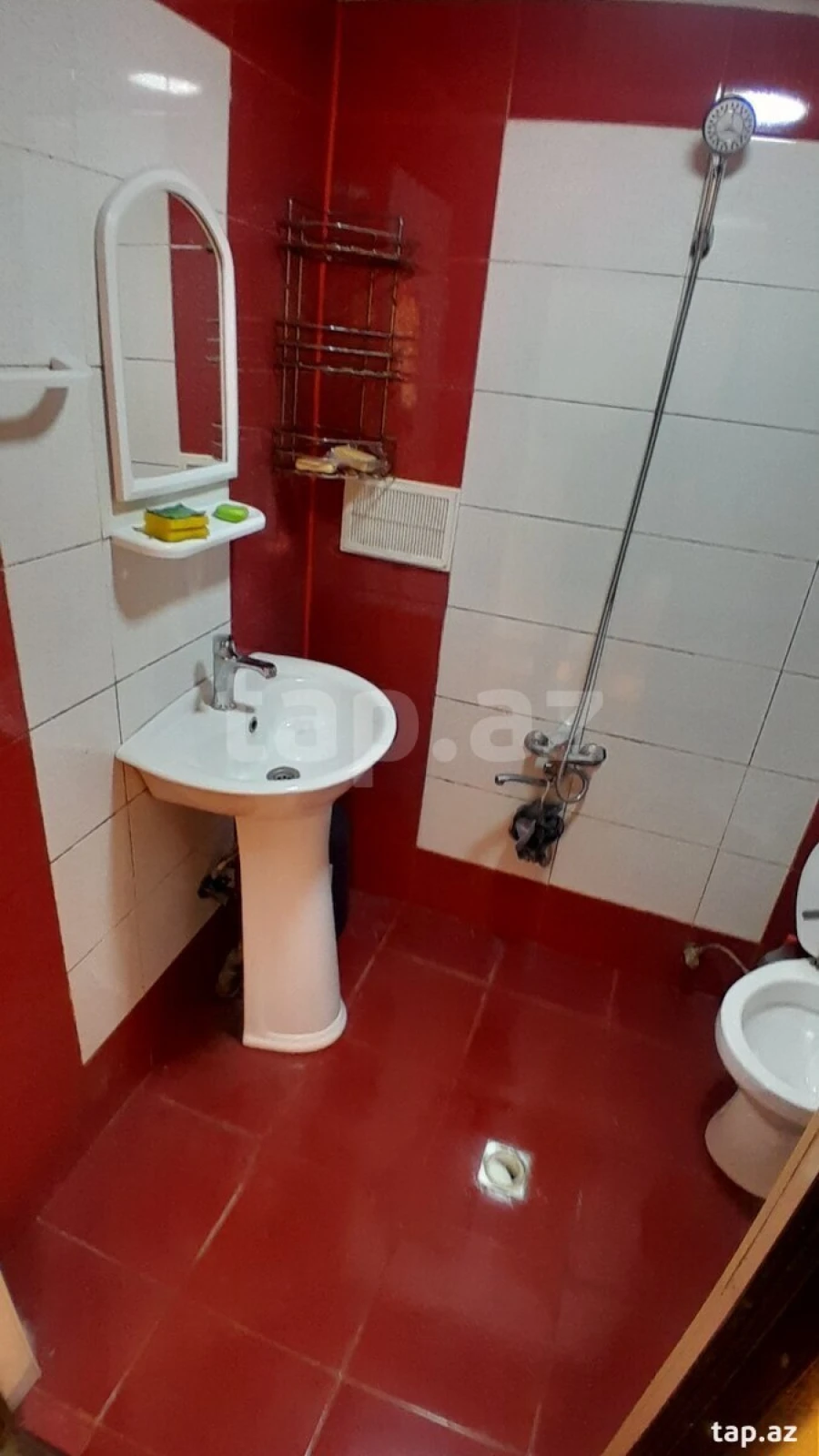 Kirayə verilir 1 otaqlı yeni tikili 36 m²