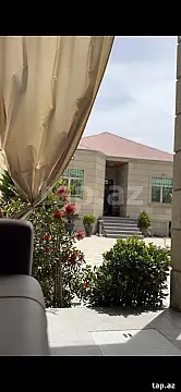 Satılır 4 otaqlı həyət evi 300 m²
