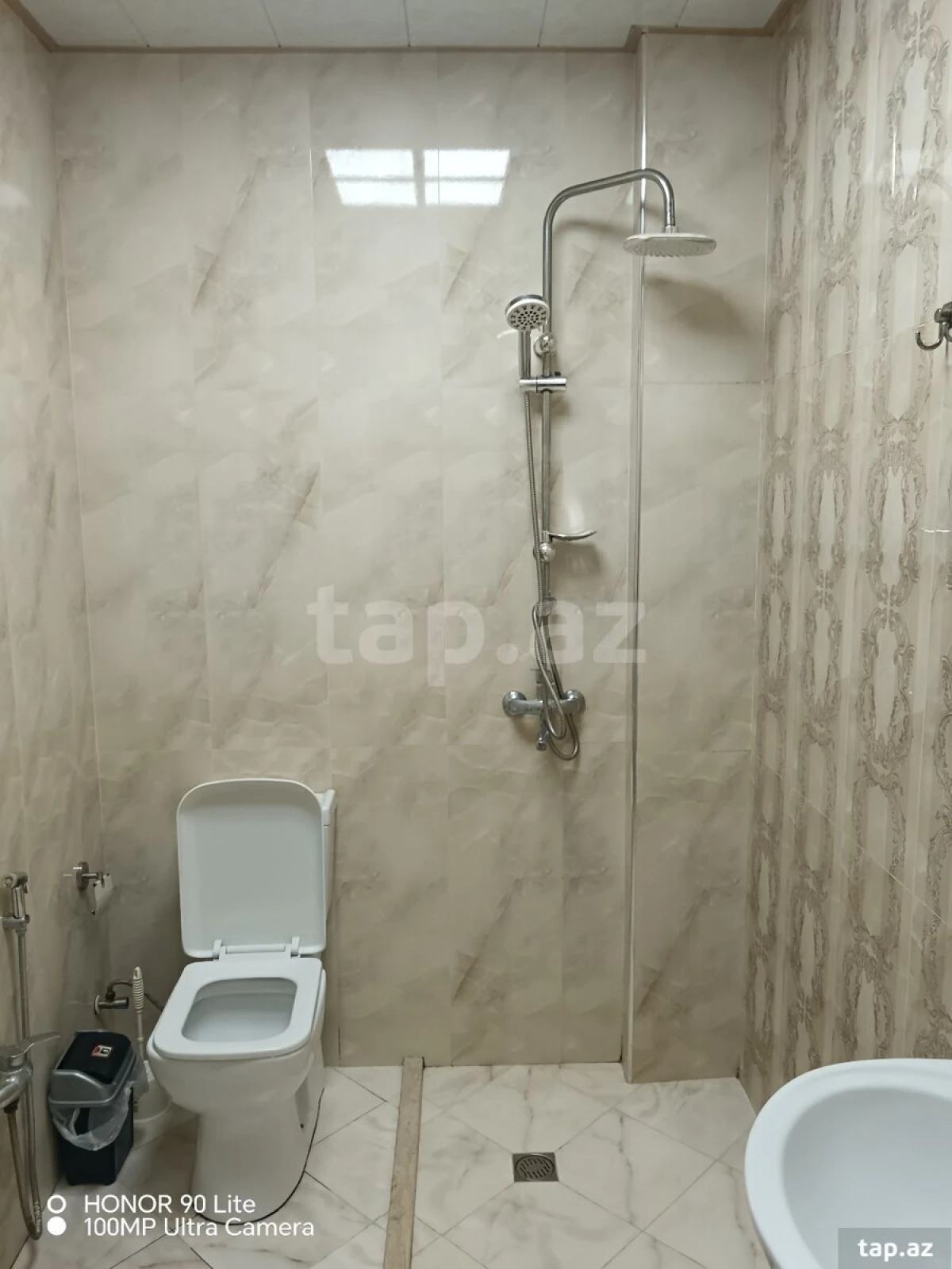 Kirayə verilir 2 otaqlı yeni tikili 49 m²