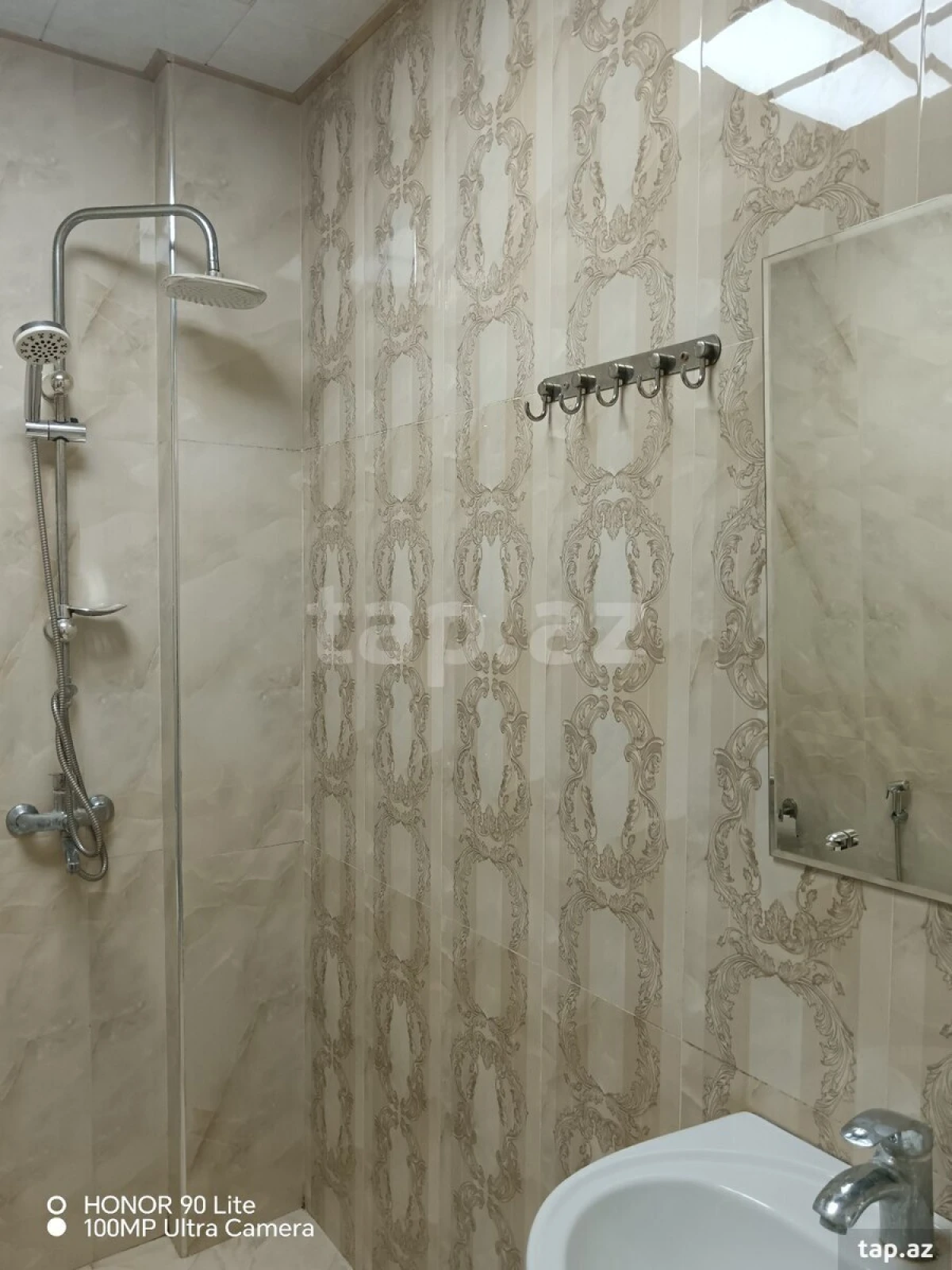 Kirayə verilir 2 otaqlı yeni tikili 49 m²