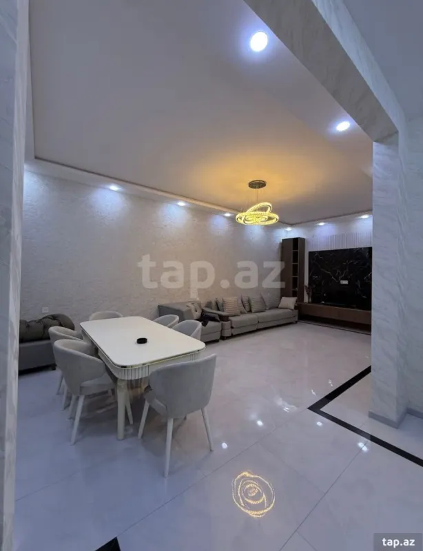 Kirayə verilir 5 otaqlı yeni tikili 100 m²