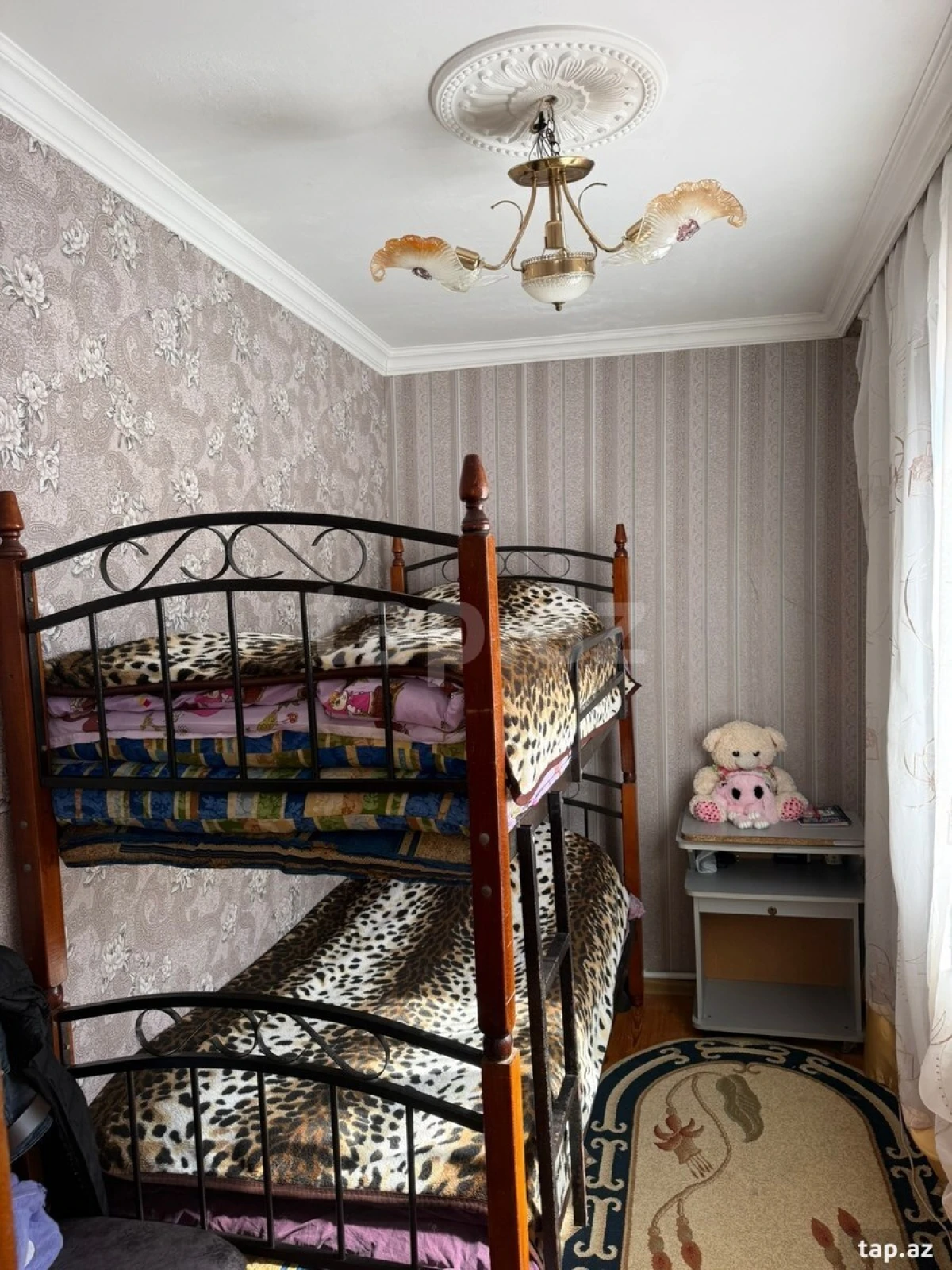 Satılır 5 otaqlı yeni tikili 150 m²