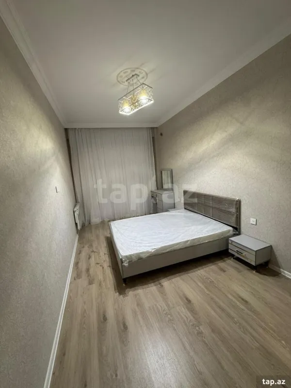 Kirayə verilir 2 otaqlı yeni tikili 75 m²