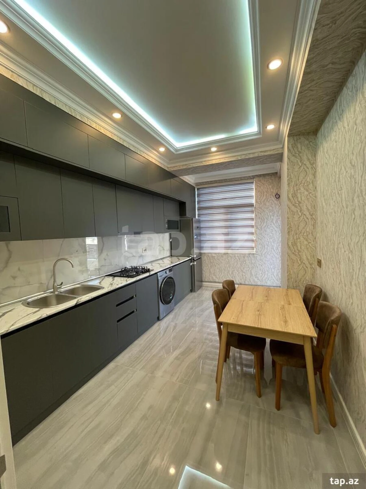 Kirayə verilir 4 otaqlı yeni tikili 124 m²