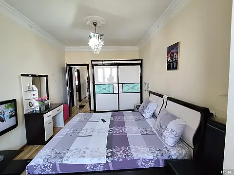 Kirayə verilir 2 otaqlı mənzil 70 m²