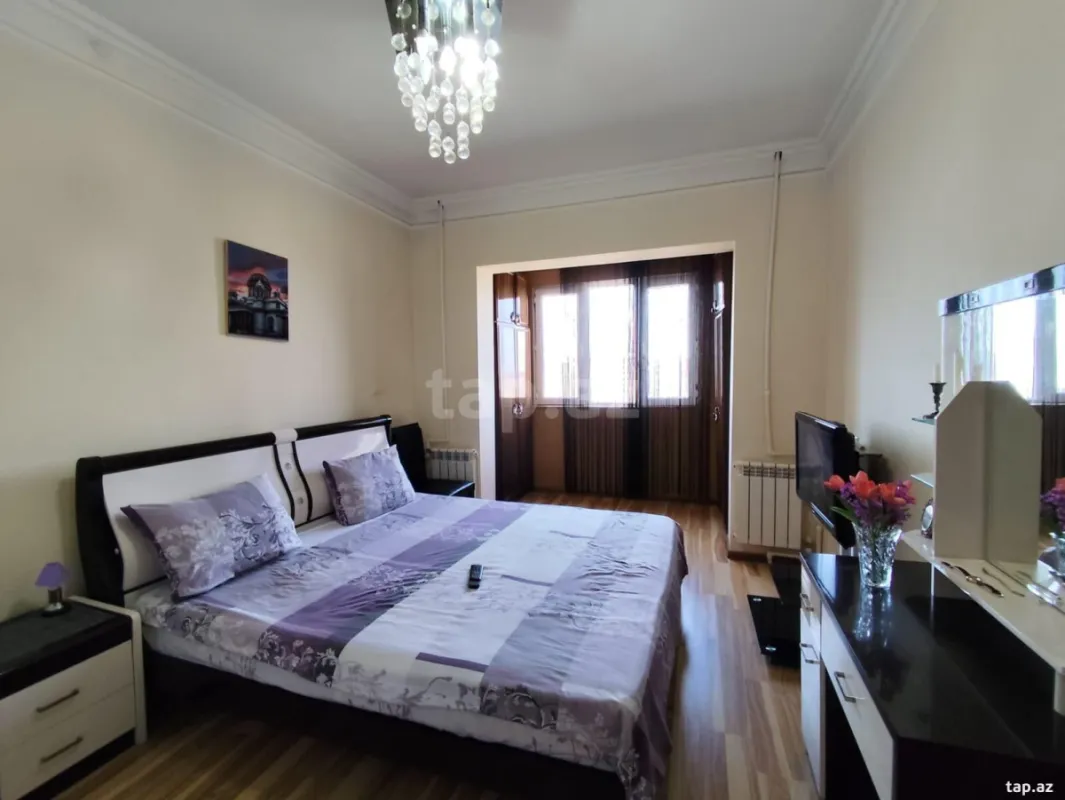 Kirayə verilir 2 otaqlı mənzil 70 m²
