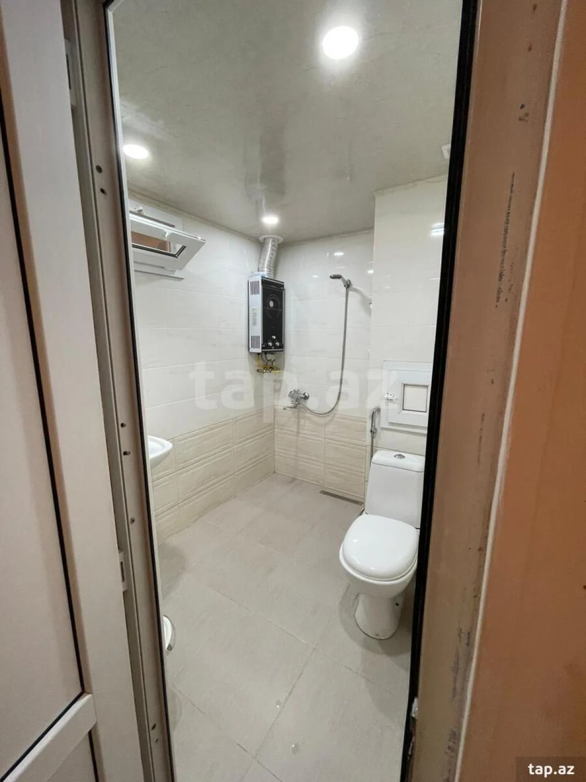 Satılır 1 otaqlı mənzil 45 m²