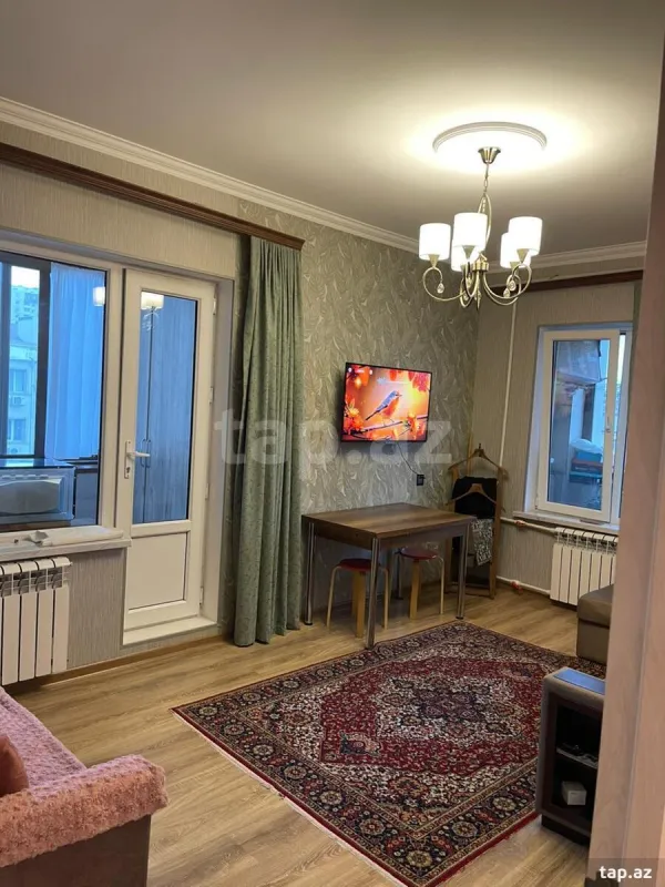 Satılır 1 otaqlı mənzil 45 m²