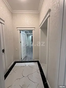 Satılır 6 otaqlı həyət evi