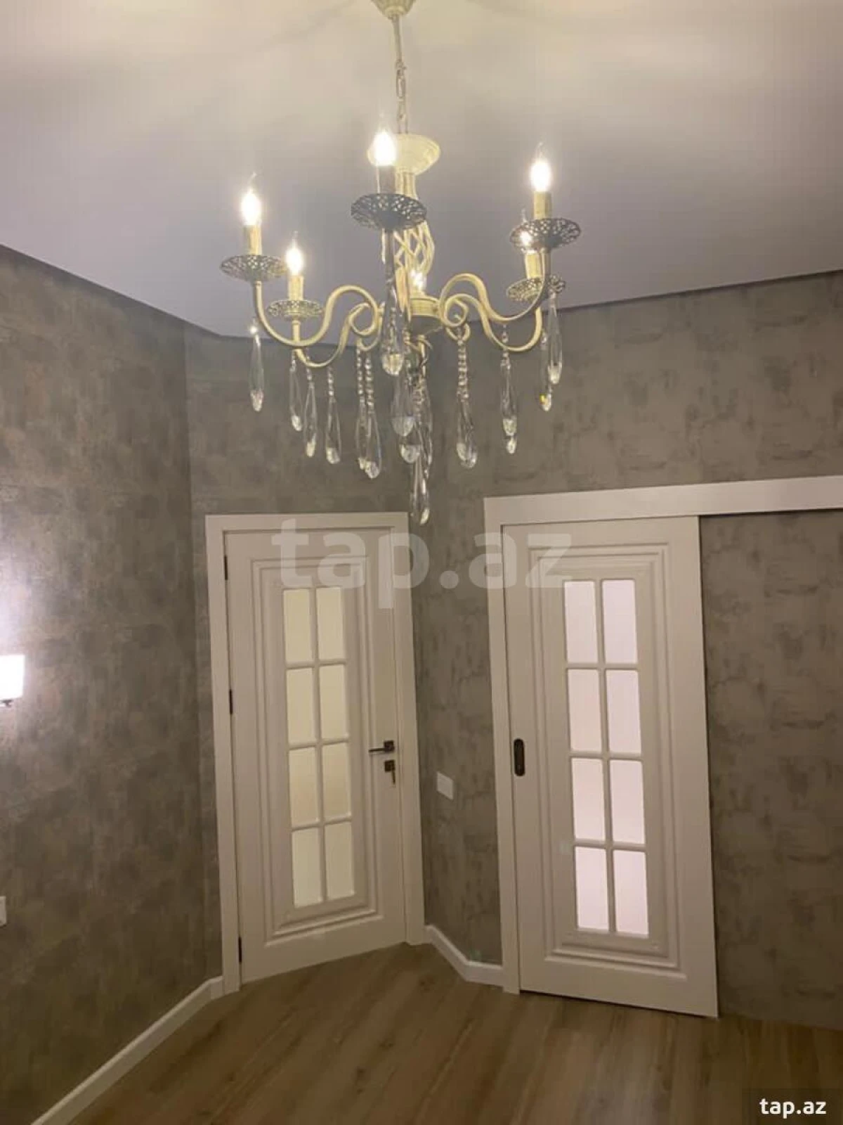 Satılır 4 otaqlı yeni tikili 94 m²