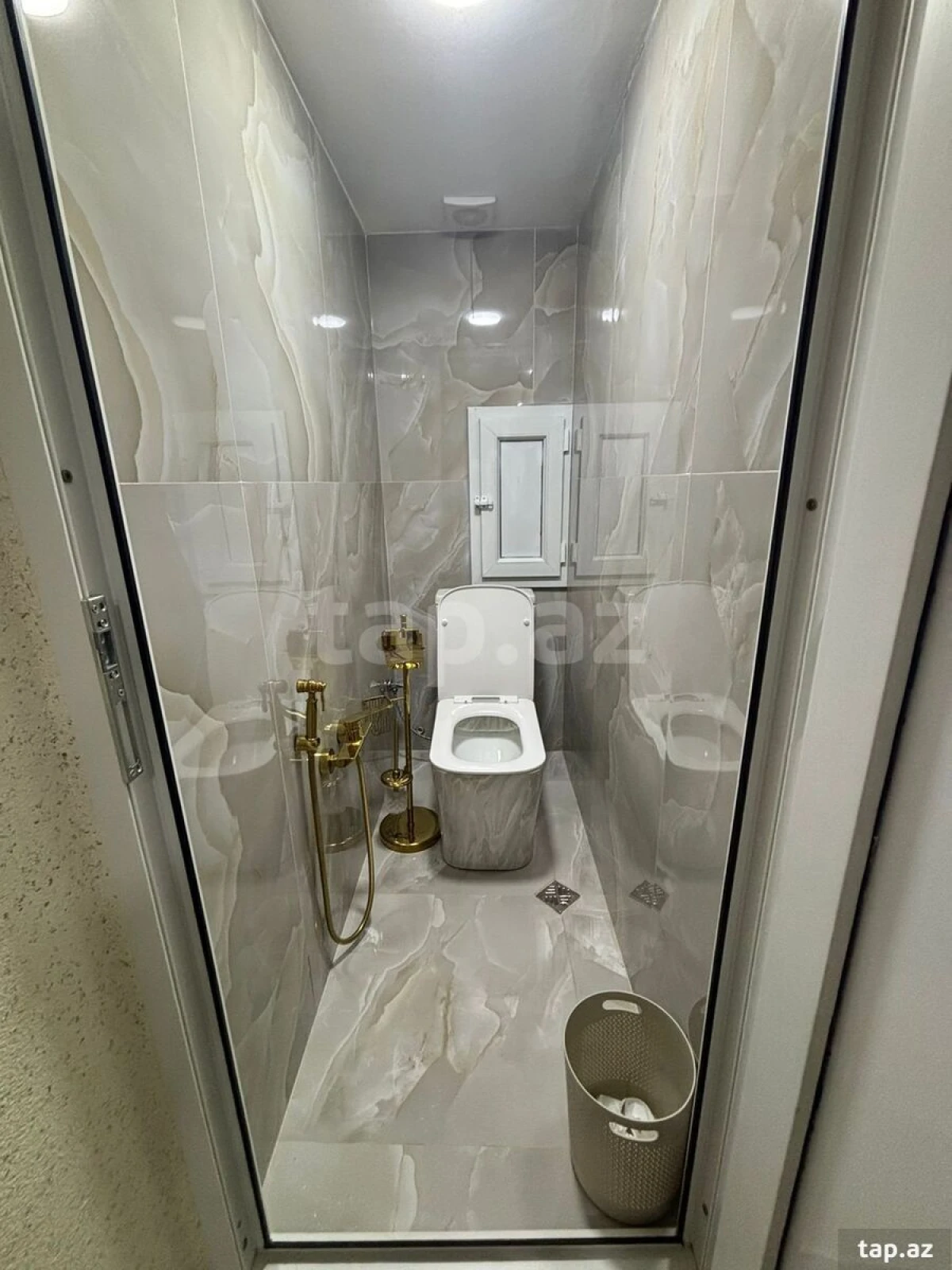 Satılır 5 otaqlı mənzil 120 m²