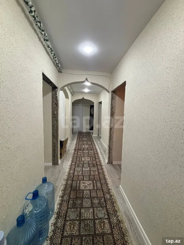 Satılır 5 otaqlı mənzil 120 m²